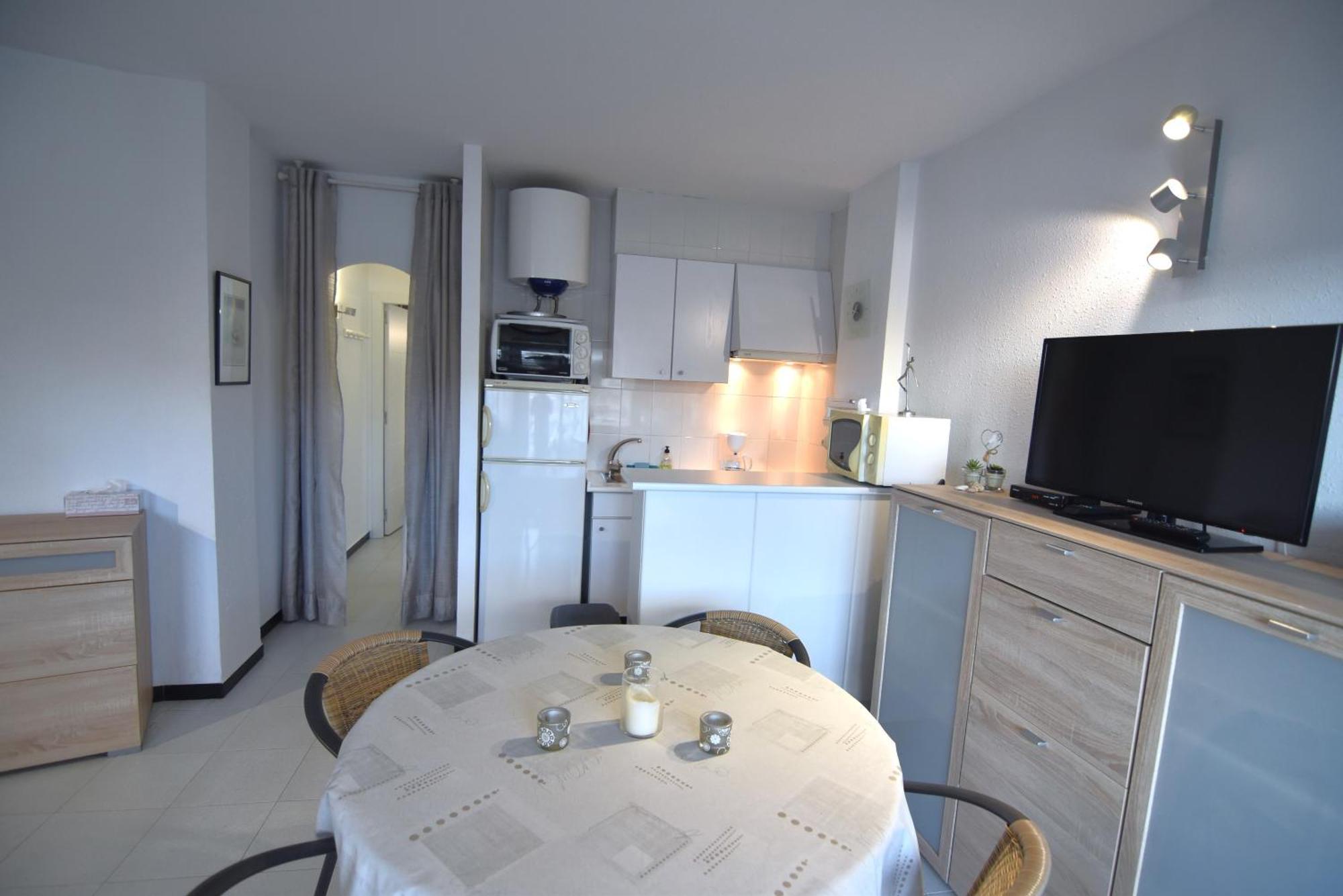 Rnet - 1-6 Puerto Madeira Canal View Appartement *
